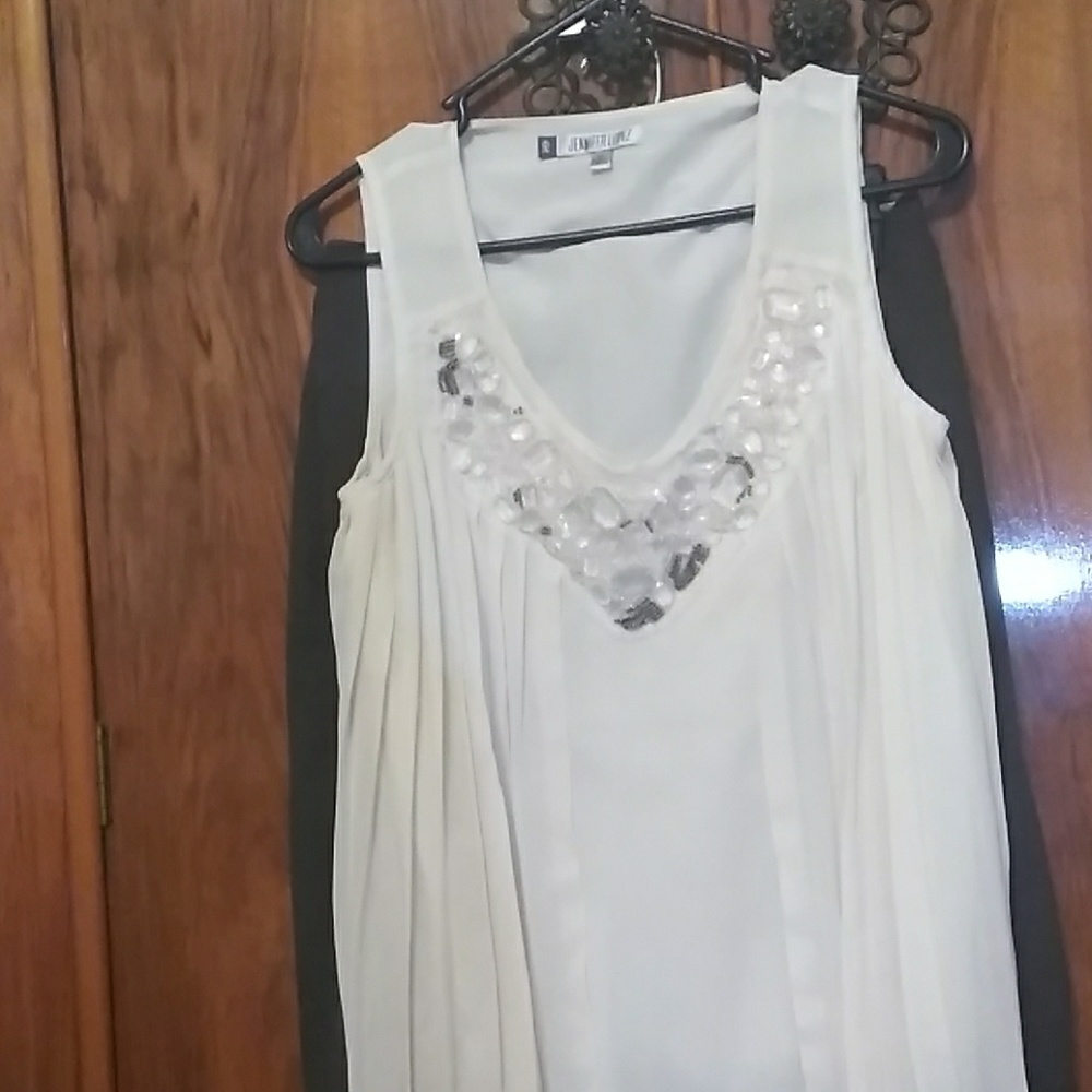 Classy Jennifer Lopez blouse